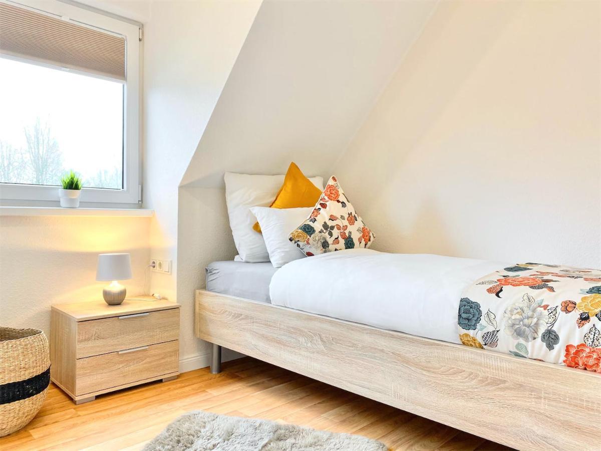 Ferienhaus Weserbrandung Nordenham Bagian luar foto